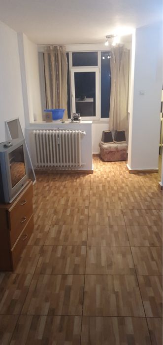 Garsoniera de inchiriat