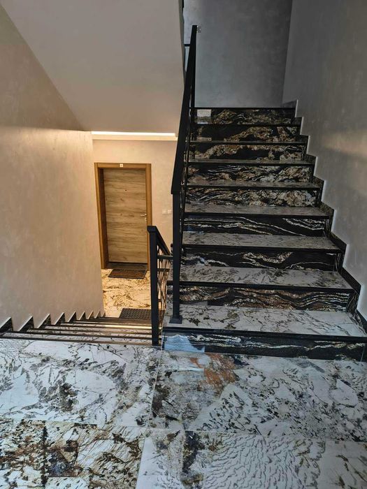 Продава се Тристаен апартамент в Пловдив, Христо Смирненски - 110 кв.м за 1011 €/кв.м - Снимка #15