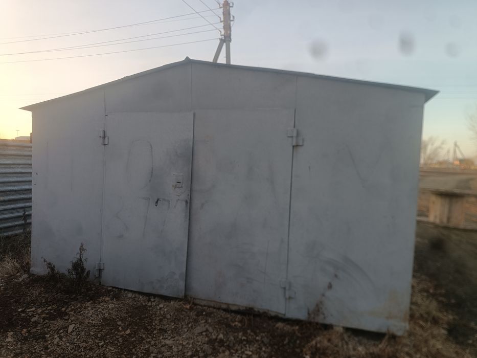 Металлических гараж