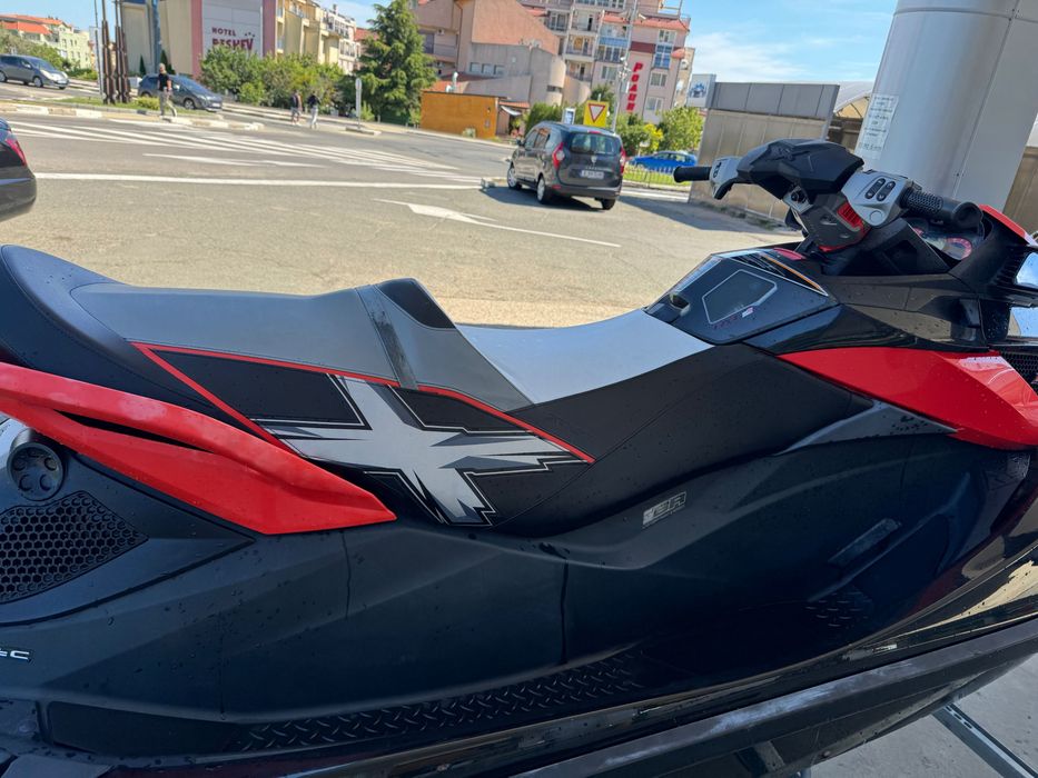джет ски RXT-X 260