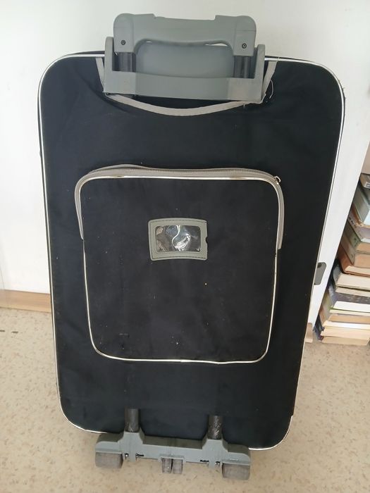 Куфар на колелца / Suitcase
