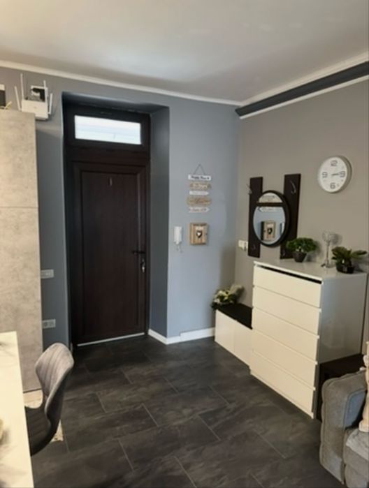 Propietar, vand apartament renovat si mobilat
