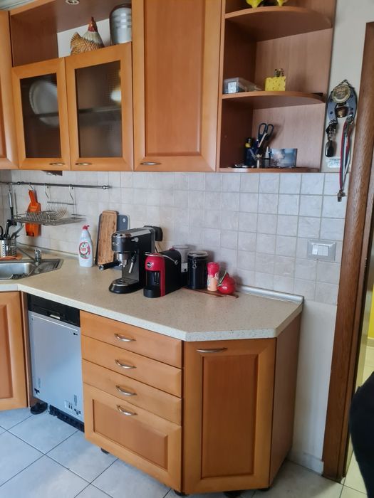 Кухня ъглова  продавам