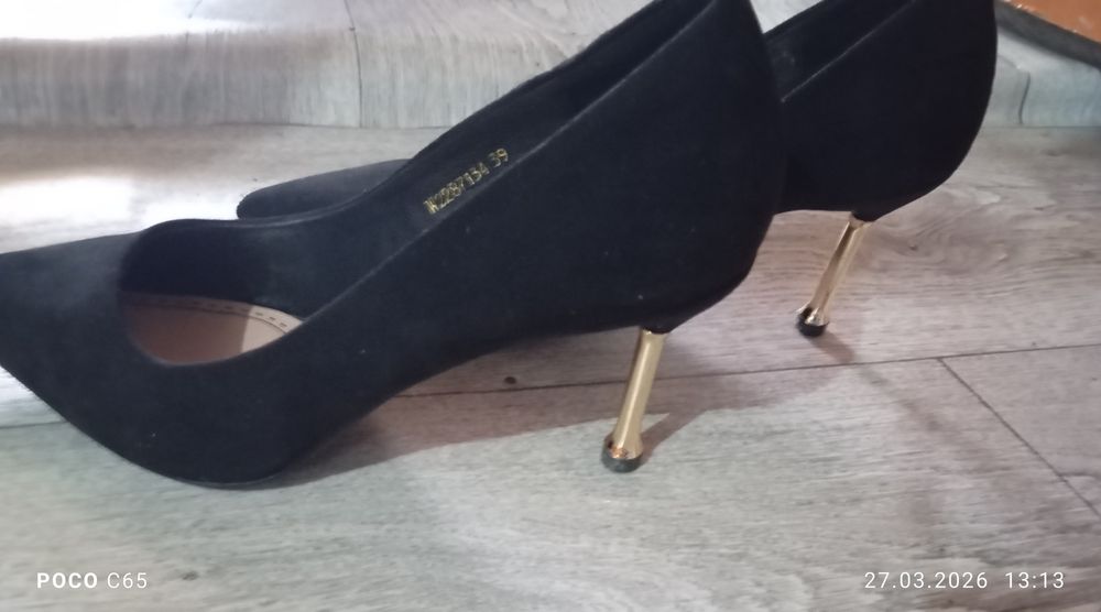 Продам туфли новые