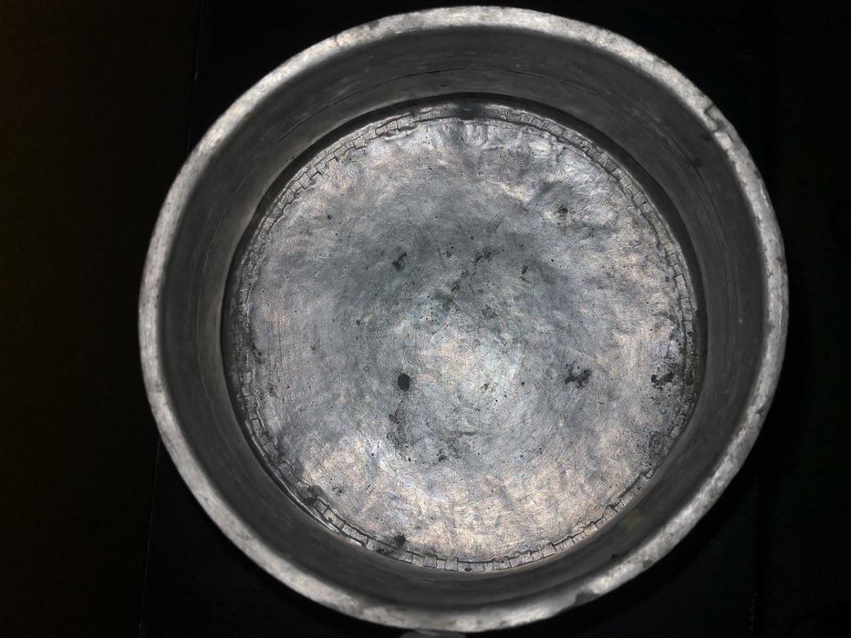 Продавам,Aвтентични, Възрожденски, Стари, Ръчно kовани,медни бакъри