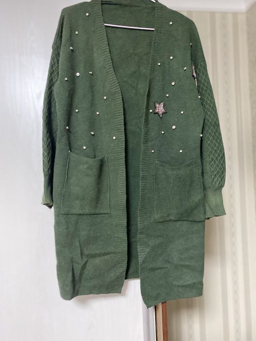 Vyazniy kardigan mexli nimcha kurta yengi uzun yengi kaltasiyamkardgan