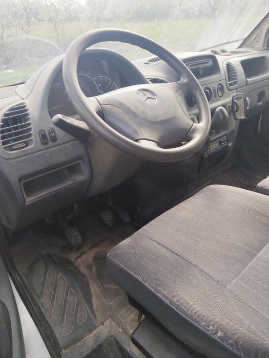 Vând Mercedes Sprinter motor 2.2 diesel