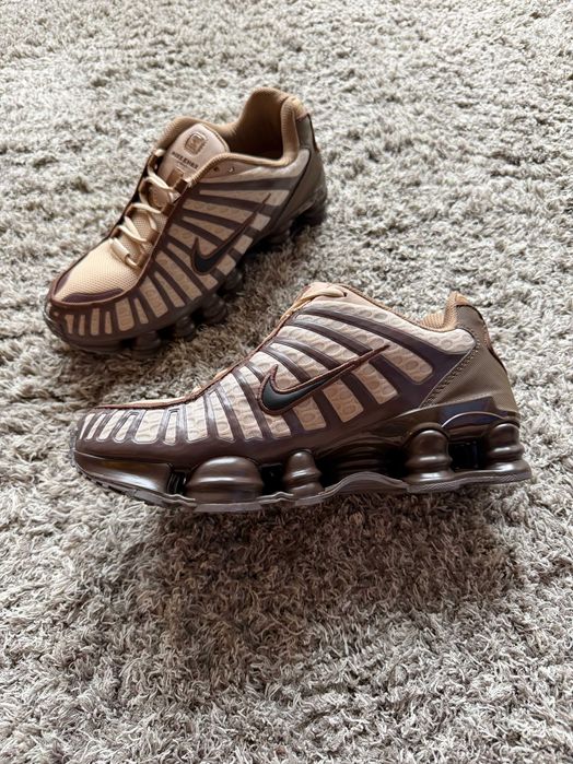Nike Shox TL С КУТИЯ