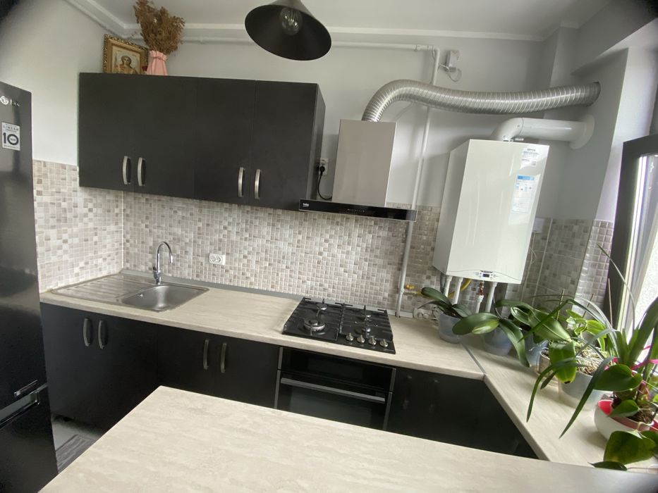 Apartament 3 camere,2 parcari supra/subterana,boxa,Valea Lupului