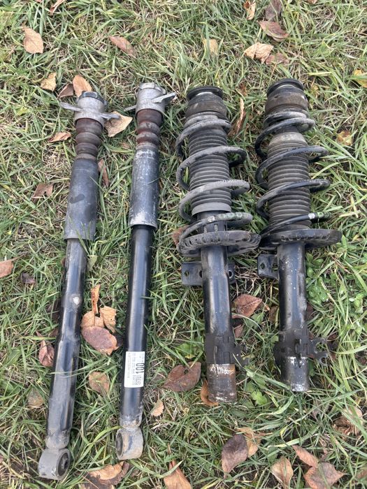 Запчасти на Шкоду Рапид 2014 г. в.  Фольксваген Поло.