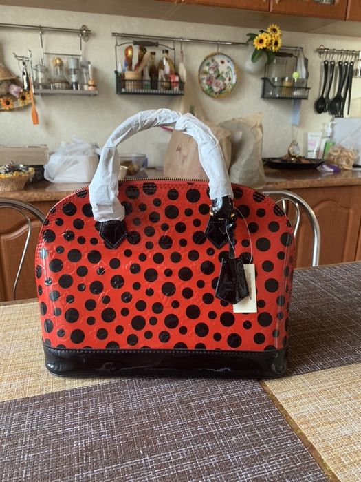 Продам женские сумки. Новые