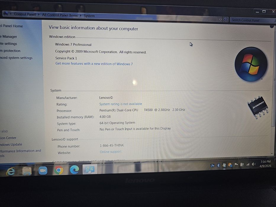 Laptop Lenovo negru