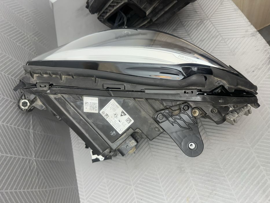 Far stanga dreapta Mercedes C class w205 facelift full led