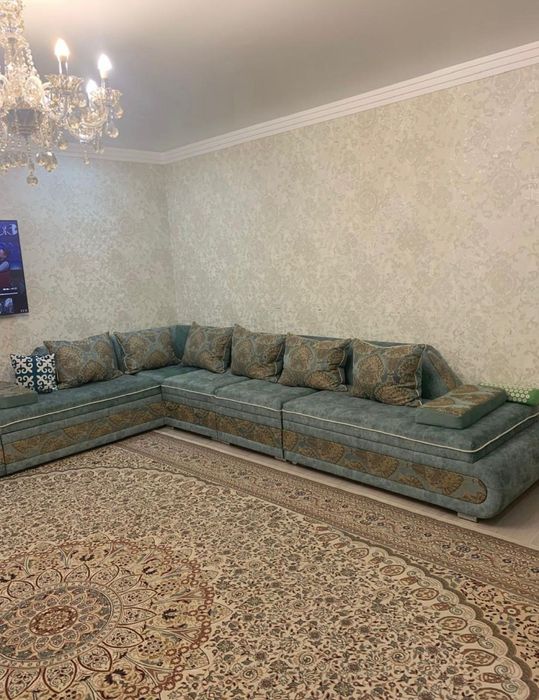 Продам диван очень хороший