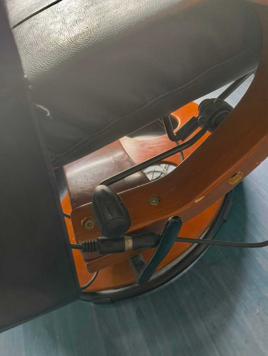 Масажен стол с 8 функции и 4 зони