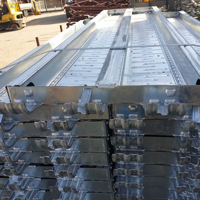 Podine metalice zincate noi, pedane  Fortza 1.8 m