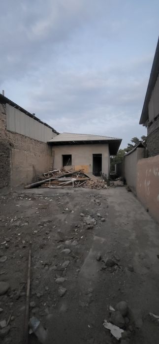 Farg'ona shaxarda 4 sotixlik hovli