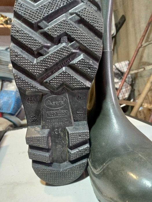 Сапоги резиновые