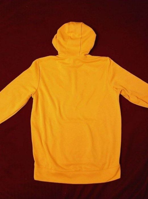 Из Америки толстовка с капюшоном бренда Under Armour