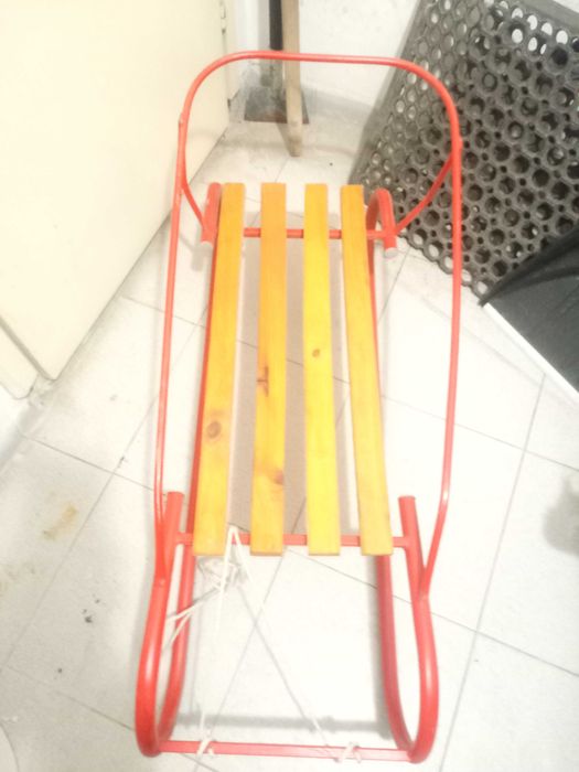 детска шейна-60лв.