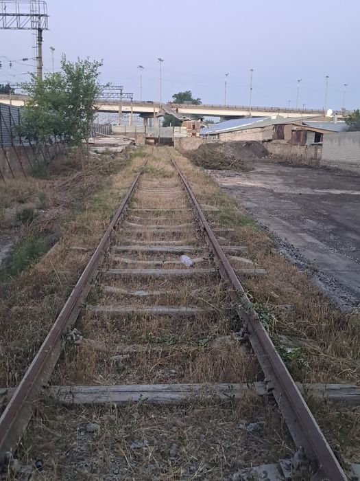 Аренда земельного участка сж/д веткой и склад.помещения под выгрузку,з
