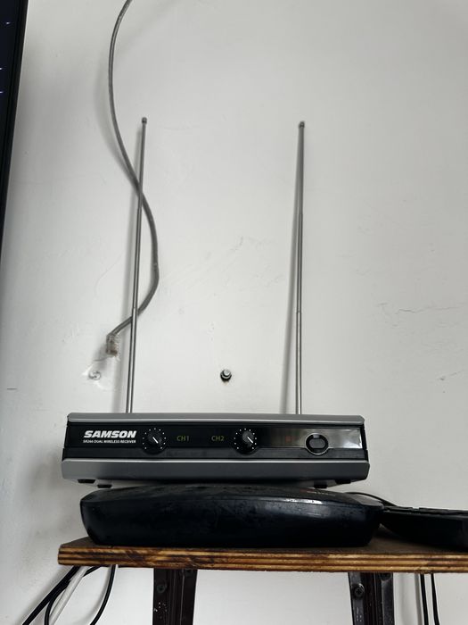 Продам микрофон срочно