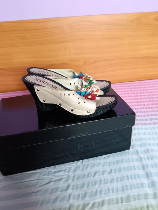 Vând Saboți Damă cu Platforma Mărimea 38