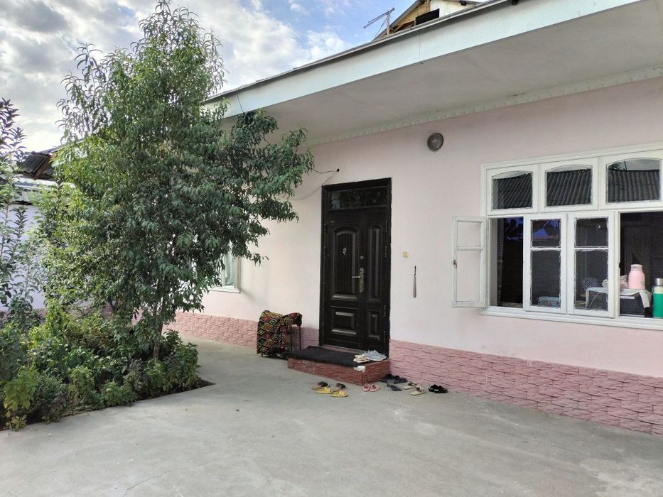 5 ком. ДОМ. Участок 4,3 сотки. Янгихает р-н, "Тошкент" махалля (Туркво