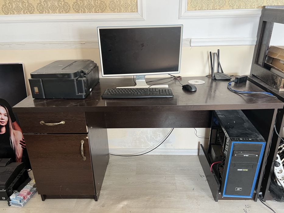 Продам мебель для офиса