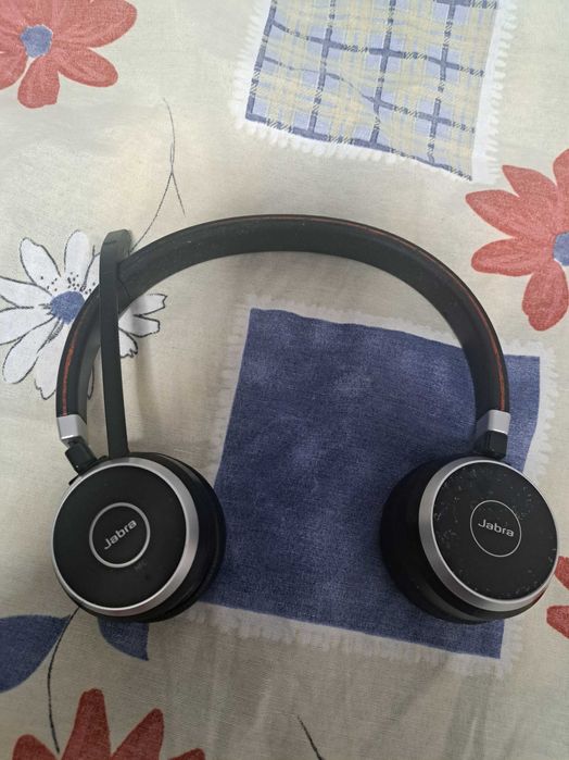 слушалки с ANC Jabra Evolve 65 със зареждащ stand