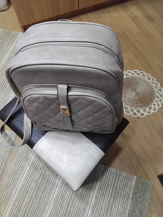 Rucsac incapator nefolosit
