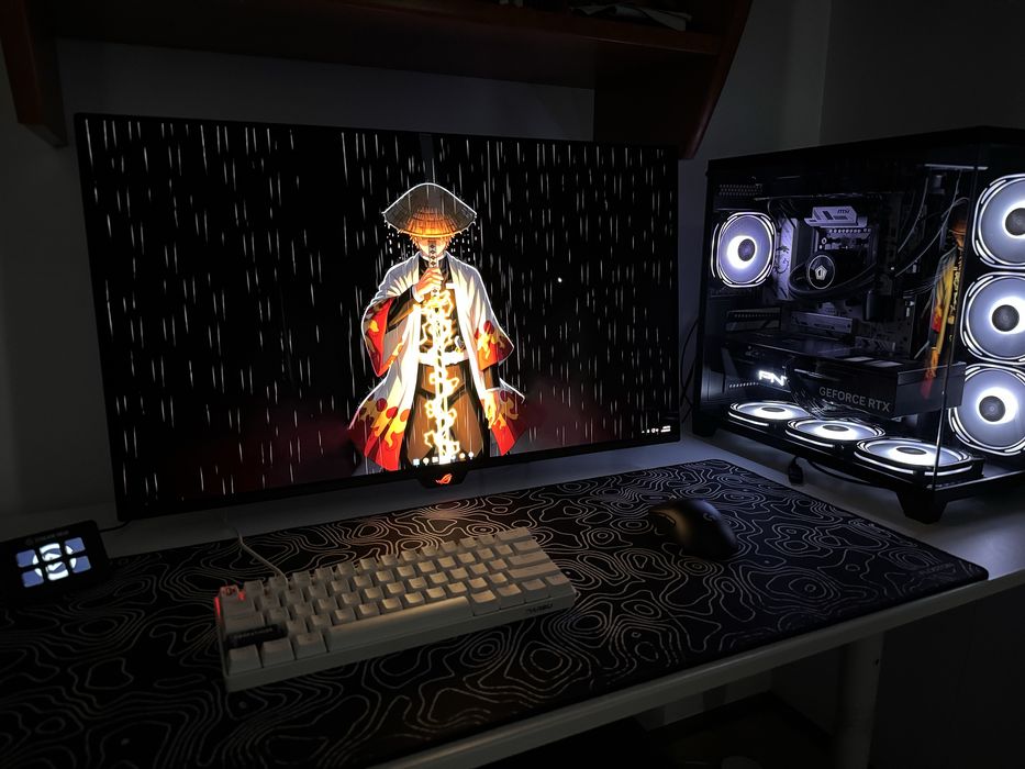 Setup Complet Pc Gaming Ryzen 7 9800X3D RTX 4080 SUPER Monitor OLED DDR5