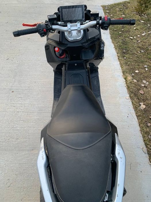 Skuter N maks sotiladi na xadu