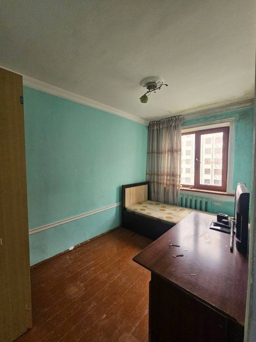 Продается квартира. 77я серия. 4й этаж. Вокзал.