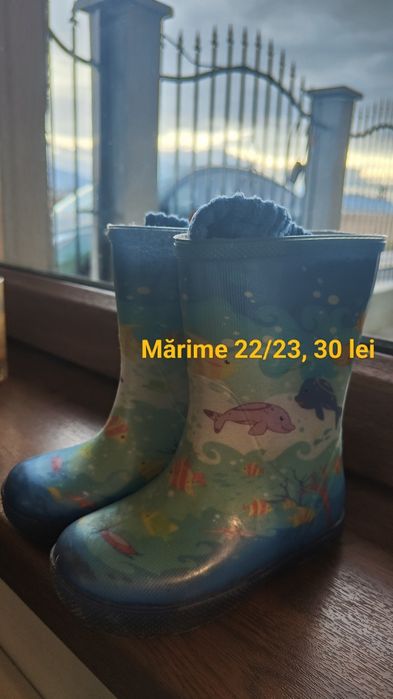 Cizme baieti in stare perfecta