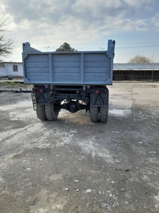 Зил самосвал сотилади