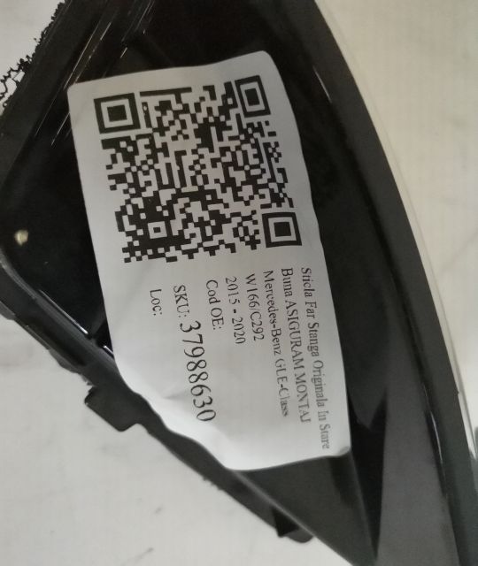 Оригинално Ляво Стъкло За Фар В Добро Състояние ГАРАНТИРАМЕ МОНТАЖ Мер