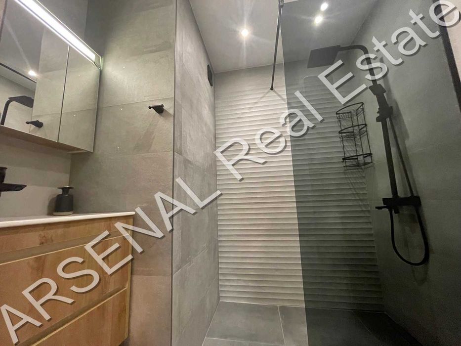 Дава се под наем Тристаен апартамент в София, Красно село - 114 кв.м за 750 € - Снимка #9