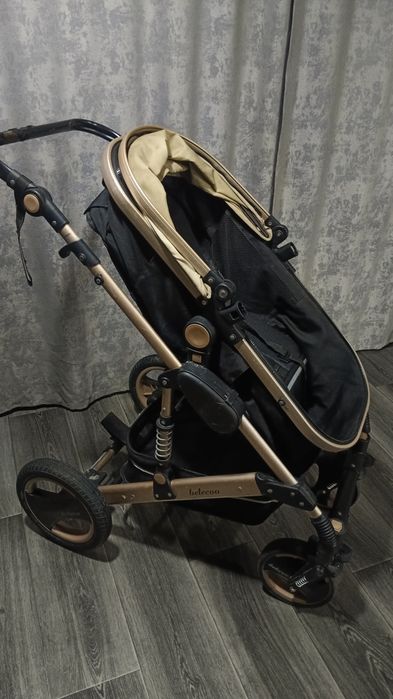 Коляска фирмы belecoo