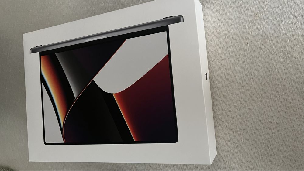 Продам MacBook Pro 16