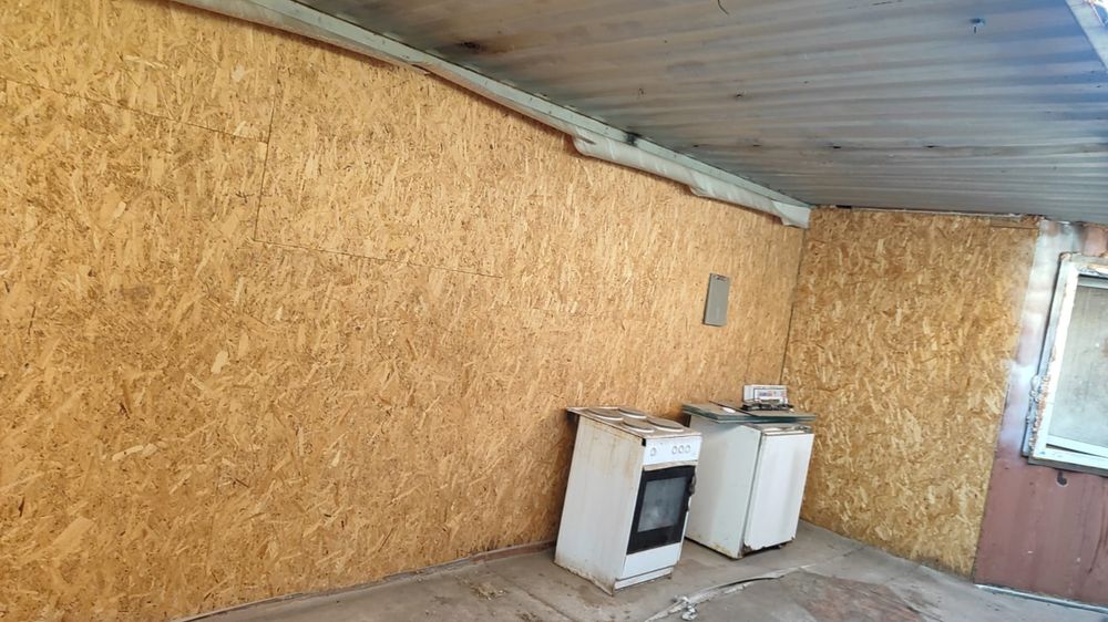 Продам Марской и жд контейнер