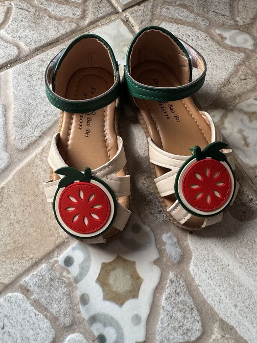 Продам детская обувь для девочки