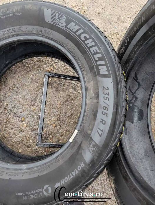 SET 2 Anvelope Iarna 235/65 R17 MICHELIN Pilot Alpin 5  - SUV