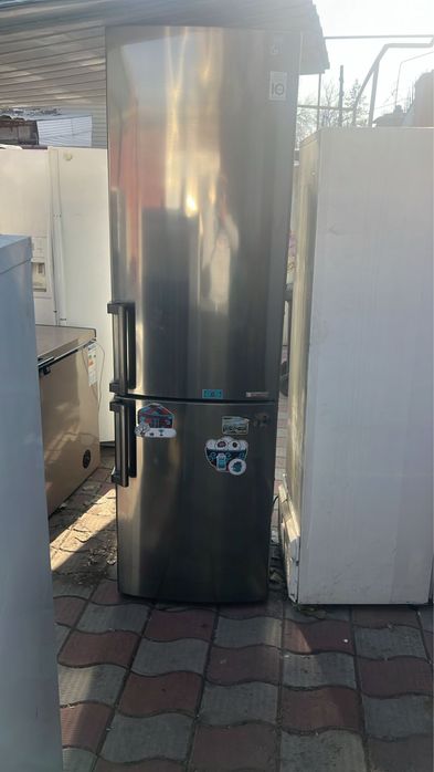 LG холодильник нового поколение все работает