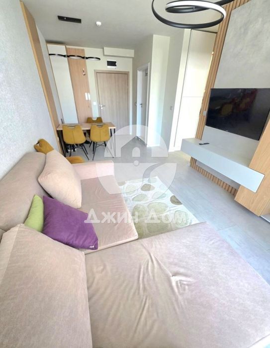 Продава се Двустаен апартамент в к.к. Слънчев бряг - 60 кв.м за 1139 €/кв.м - Снимка #1
