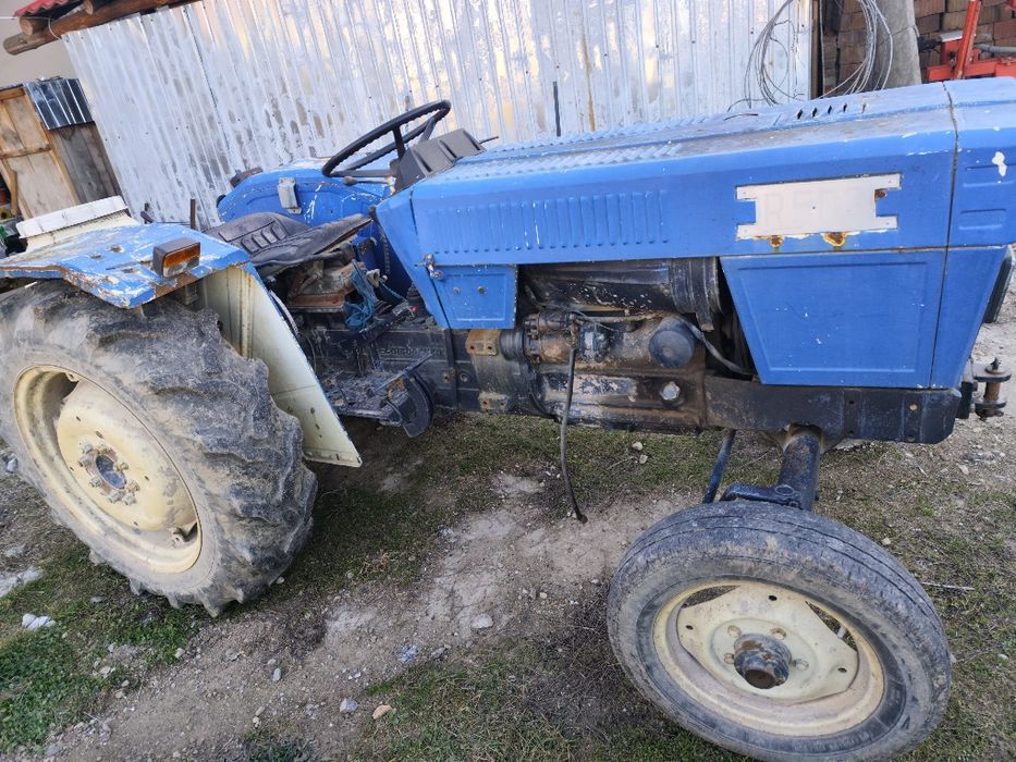 Vând Lamborghini r503 + o tocatoare falconero