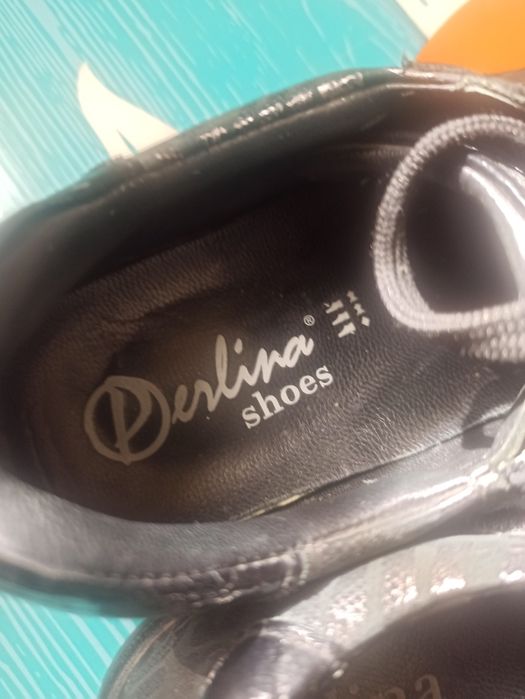 Кроссовки туфли из натуральной кожи фирменные Перлинаа