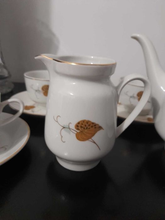 Стар ретро български порцелан комплект за чай маркиран