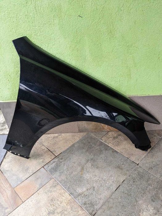 Aripa fata dreapta LEXUS GS intre 2005-2011