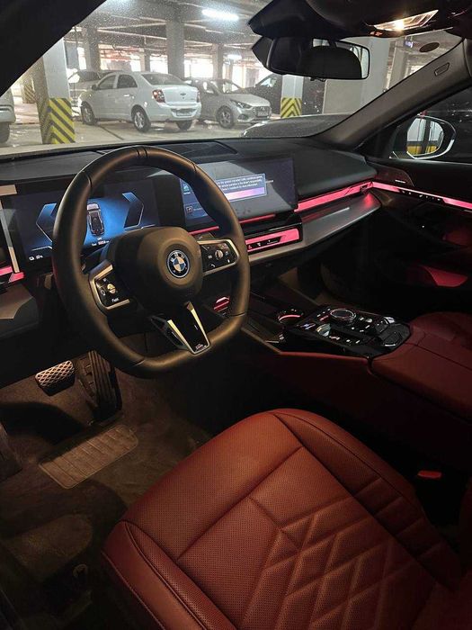BMW I5 40L в наличии кредит/перечислением